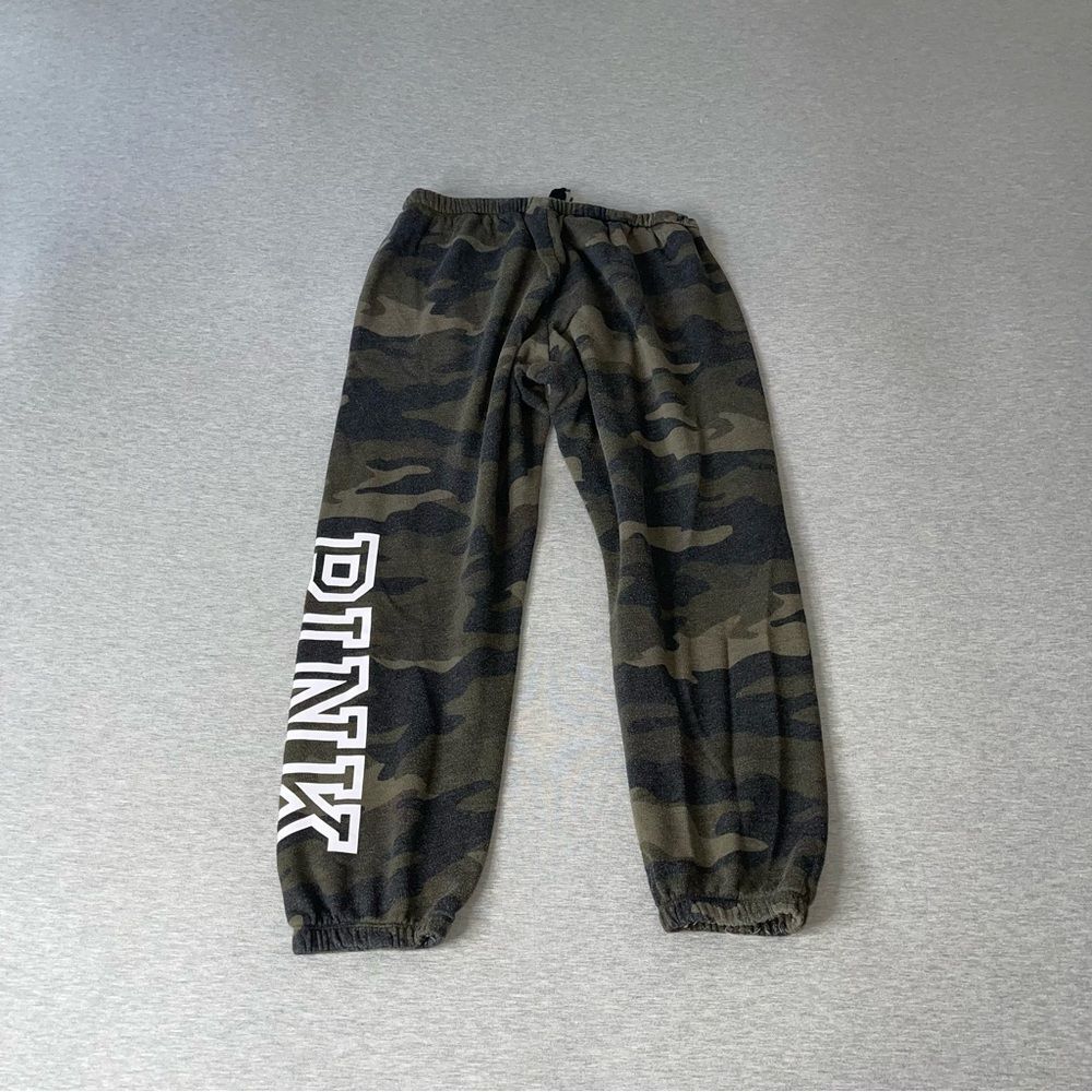 Victoria's Secret PINK Logo Camouflage Ivy Fleece Campus Jogger Sweatpants - Picture 2 of 11
